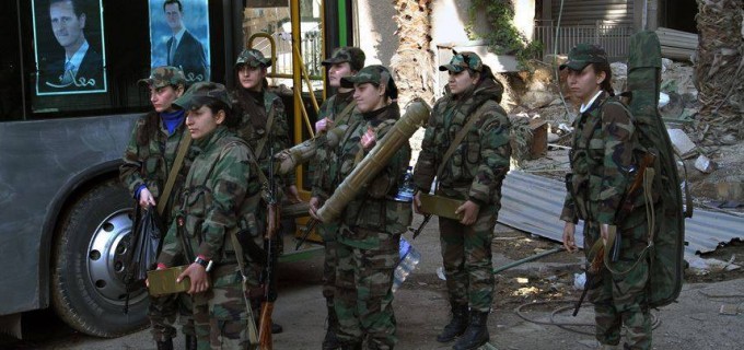 [En images] Des femmes de l’armée syrienne dans le cœur des combats pour chasser l’ennemi terroriste salafiste du territoire syrien.