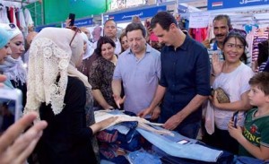 Le Président syrien Bachar al-Assad visite la foire « Made in Syrie » à Damas