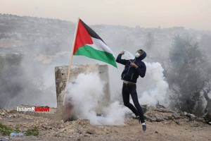 Les affrontements d'aujourd'hui entre les jeunes palestiniens et les forces d'occupation contre la dernière déclaration de Trump sur Jérusalem - Ramallah.2