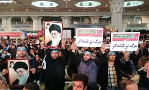 Les iraniens manifestent massivement dans toutes les villes du pays, ce samedi pour protester et dénoncer l’ingérence des USA en Iran9