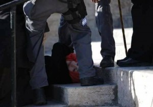 Voici comment les forces d'occupation traitent les femmes Palestiniennes.1