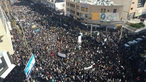 Aujourd'hui encore des millions d'iraniens manifestent leur soutien dans toutes les villes d'Iran6