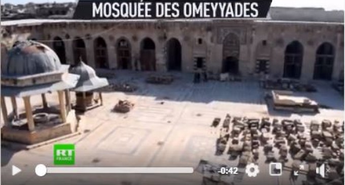 La mosquée des Omeyyades à Alep est en cours de construction