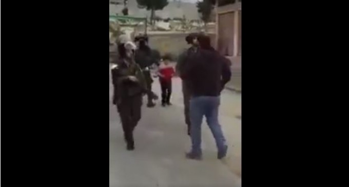 L’armée la plus morale en action ! Enlèvement d’un autre enfant palestinien