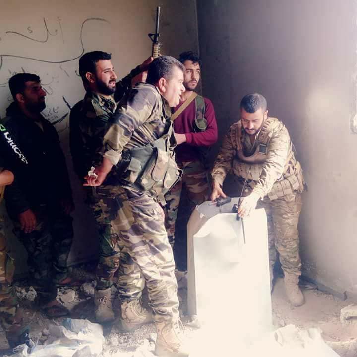 Des hommes de l'Armée Arabe Syrienne de la Ghouta orientale dans la campagne de Damas2