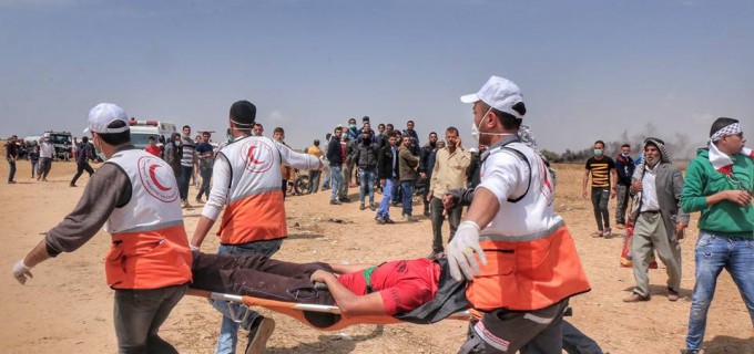 Photos des manifestations d’aujourd’hui sur le cinquième vendredi de la Grande Marche du Retour à la frontière orientale de la bande de Gaza