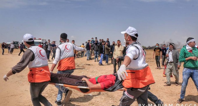 Photos des manifestations d’aujourd’hui sur le cinquième vendredi de la Grande Marche du Retour à la frontière orientale de la bande de Gaza