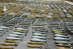 Des armes et des médicaments israéliens retrouvées par l'Armée Arabe Syrienne dans les positions de Daesh dans le camp de Yarmouk - sud de Damas3