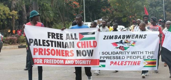 En images : le Zimbabwe soutient la Palestine.