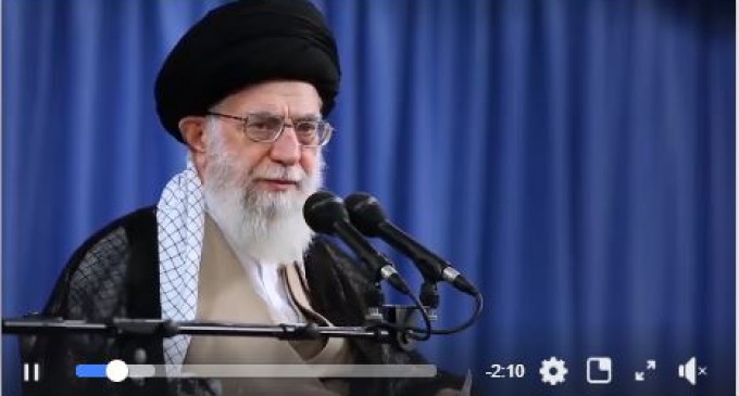 Sayyed Ali Khamenei : « Il n’y a pas de différence entre les habitants de la Mecque et ceux qui vivent ailleurs. Cet endroit appartient à tout le monde. Cette terre appartient à tous les Musulmans. »