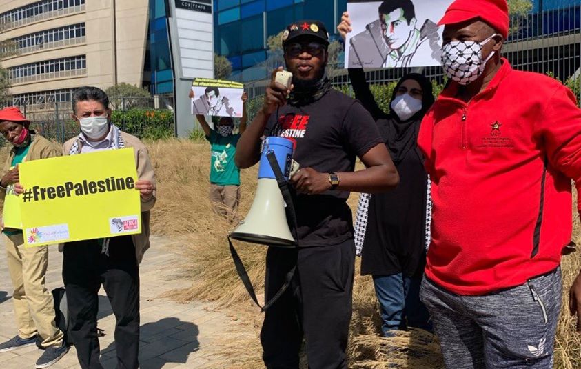 Des Sud-Africains manifestent contre l'accord EAU-Israël et pour la libération du défenseur des droits humains Nawaja