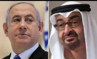 Israël et les Émirats arabes Unis concluent un accord négocié par les États-Unis pour établir des relations diplomatiques complètes