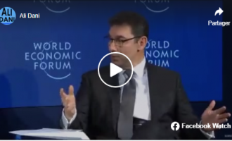 Le PDG de Pfizer, Albert Bourla, explique la nouvelle technologie Pfizer à Davos : les « pilules ingérables » avec une minuscule puce qui envoie un signal sans fil aux autorités compétentes lorsque le médicament a été digéré. Imparable ! La population serait vaccinée infailliblement